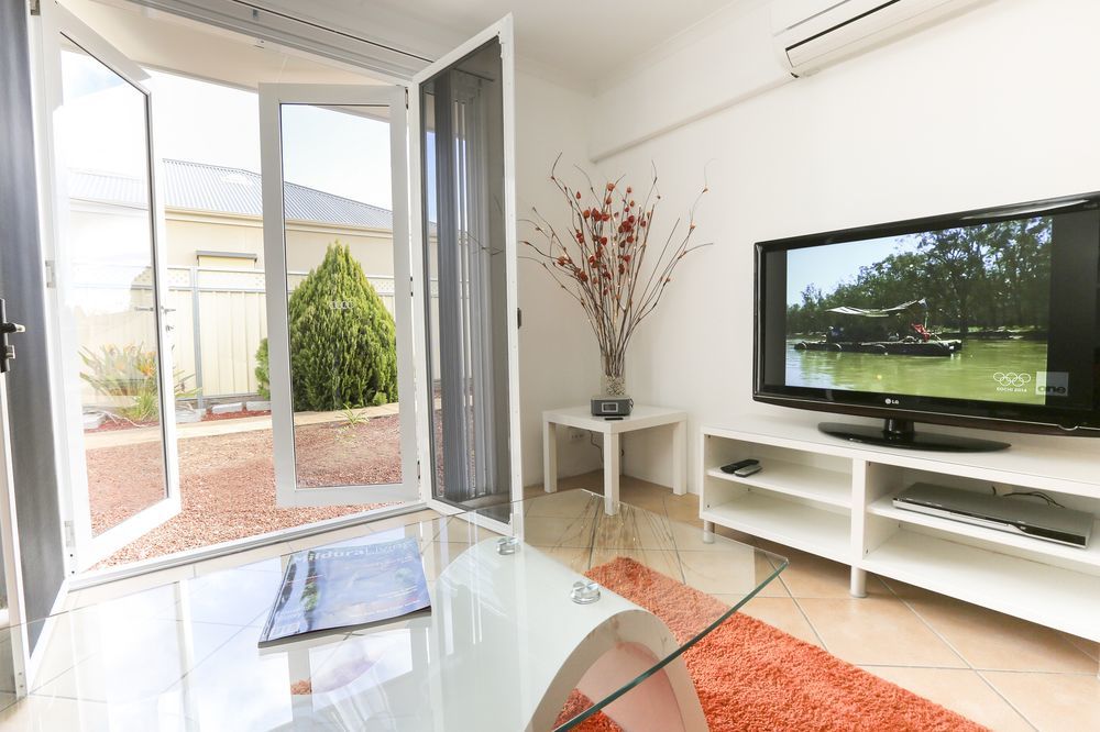 112 โอลีฟ ฮอลิเดย์ - บิสซิเนส ยูนิตส์ Apartment มิลดูรา ภายนอก รูปภาพ