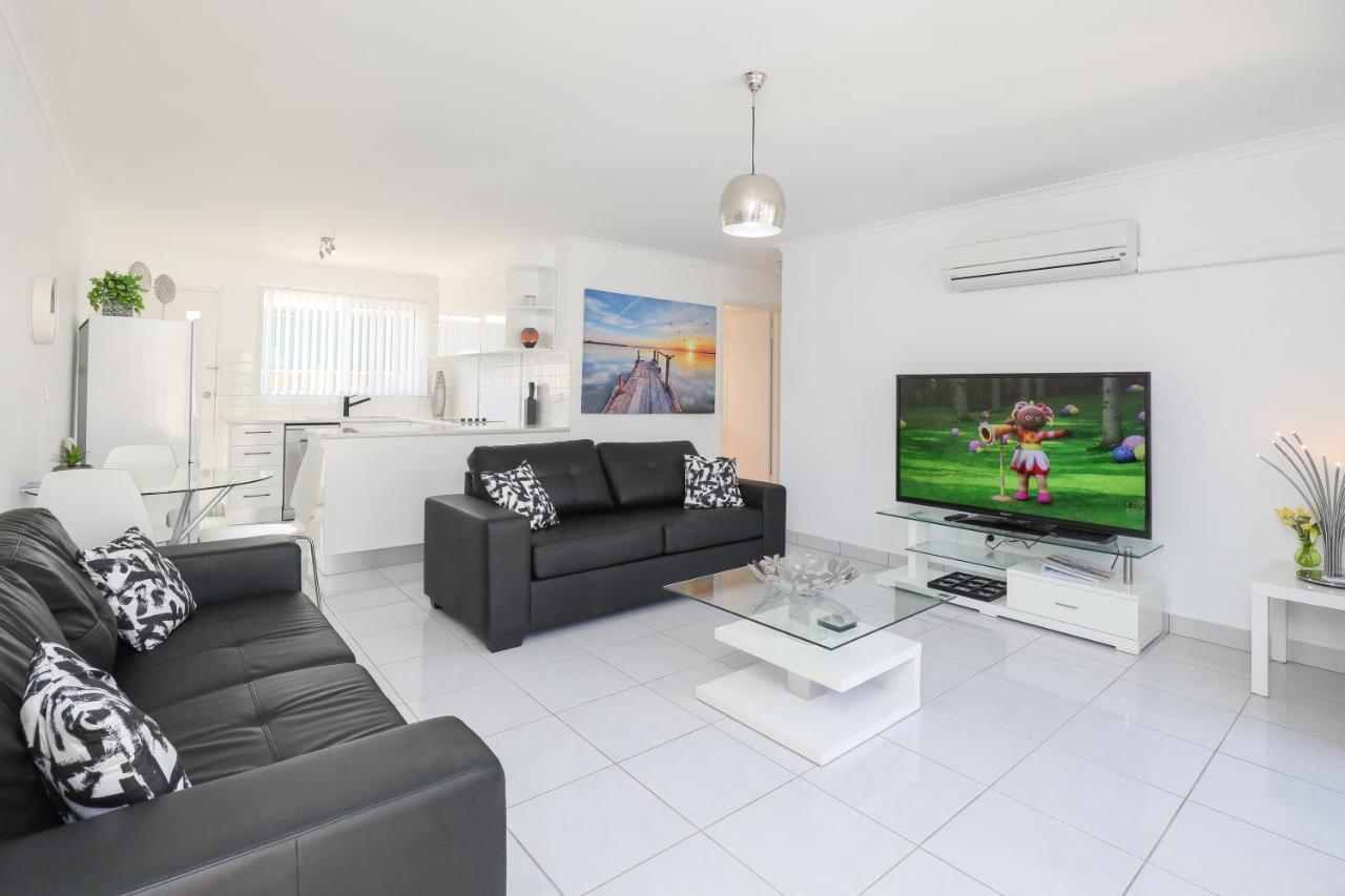 112 โอลีฟ ฮอลิเดย์ - บิสซิเนส ยูนิตส์ Apartment มิลดูรา ภายนอก รูปภาพ